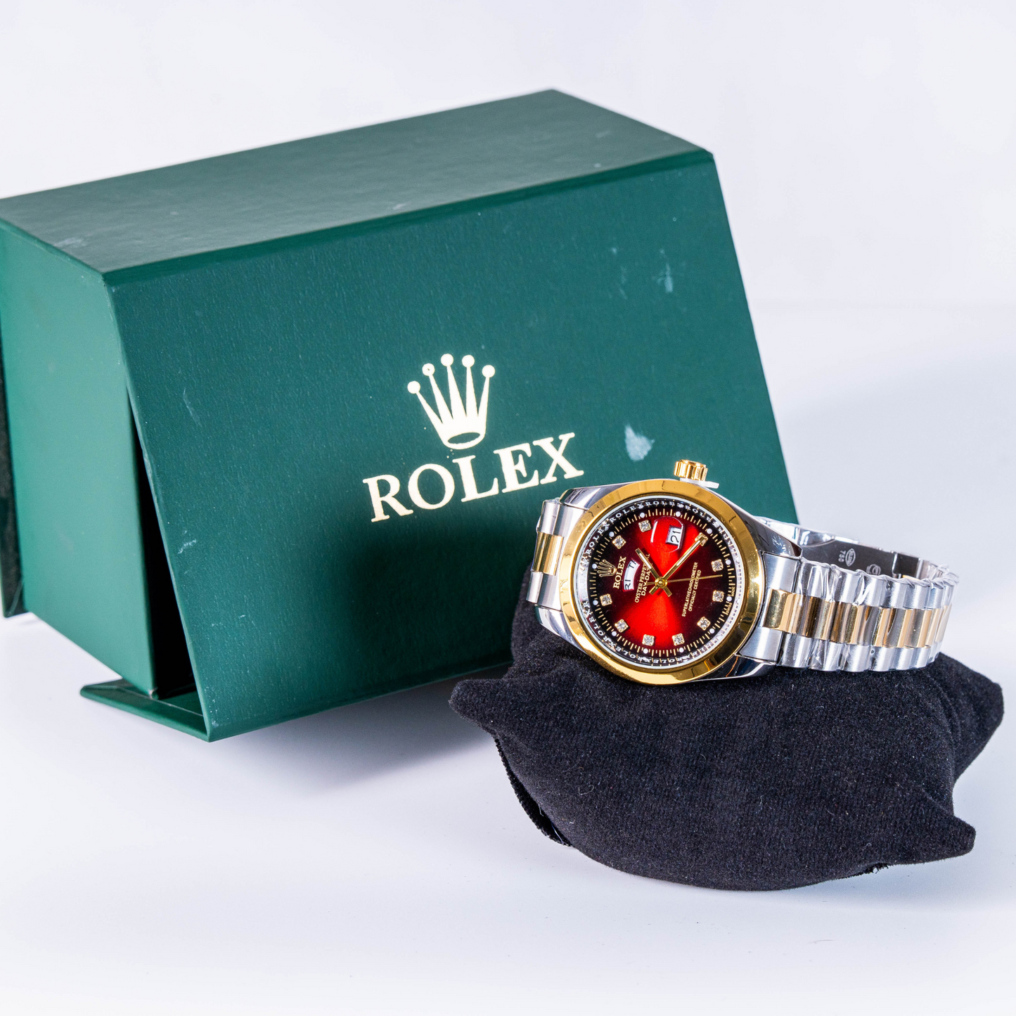 Luxury Rolex Oyster Perpetual Datejust – Two-Tone Gold & Silver with Diamond Markers